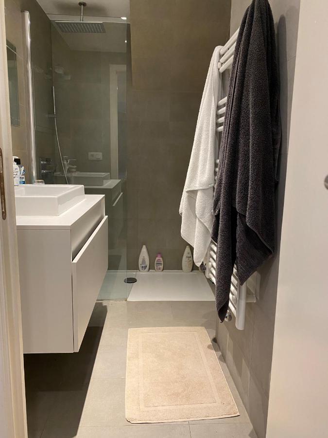 ブリュッセルAmazing Flat In Front Of Bois De La Cambreアパートメント エクステリア 写真
