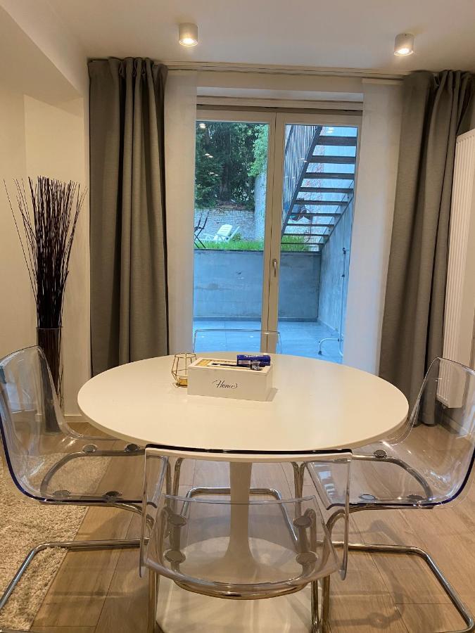 ブリュッセルAmazing Flat In Front Of Bois De La Cambreアパートメント エクステリア 写真
